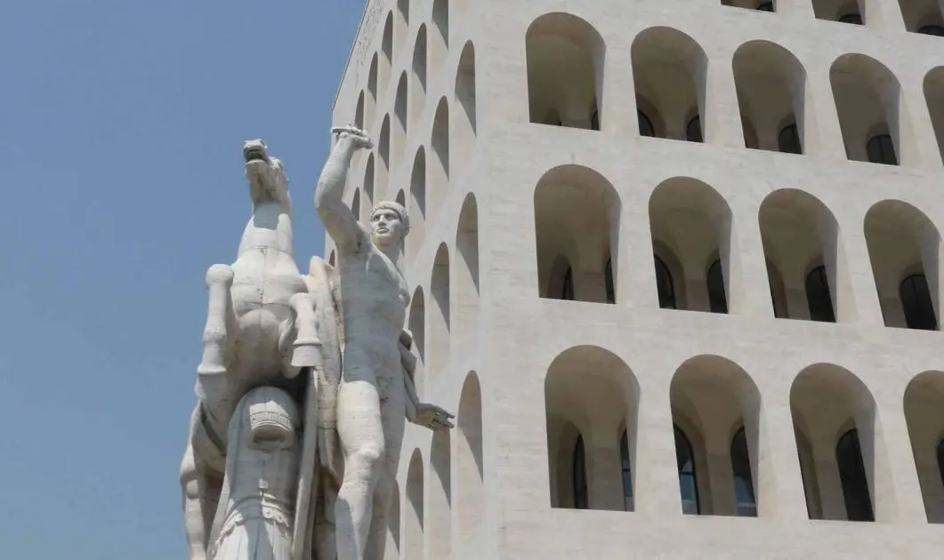 Fascist Archeology in Mussolini’s Rome | Art & Object