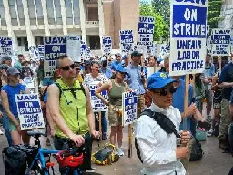 Researchers, 2,400-strong, strike University of Washington